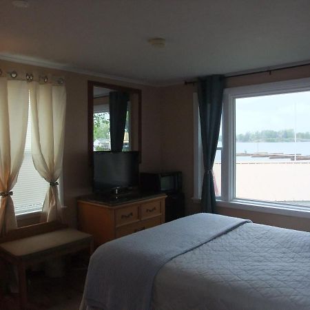 Hills Motel & Marina Alexandria Bay Εξωτερικό φωτογραφία